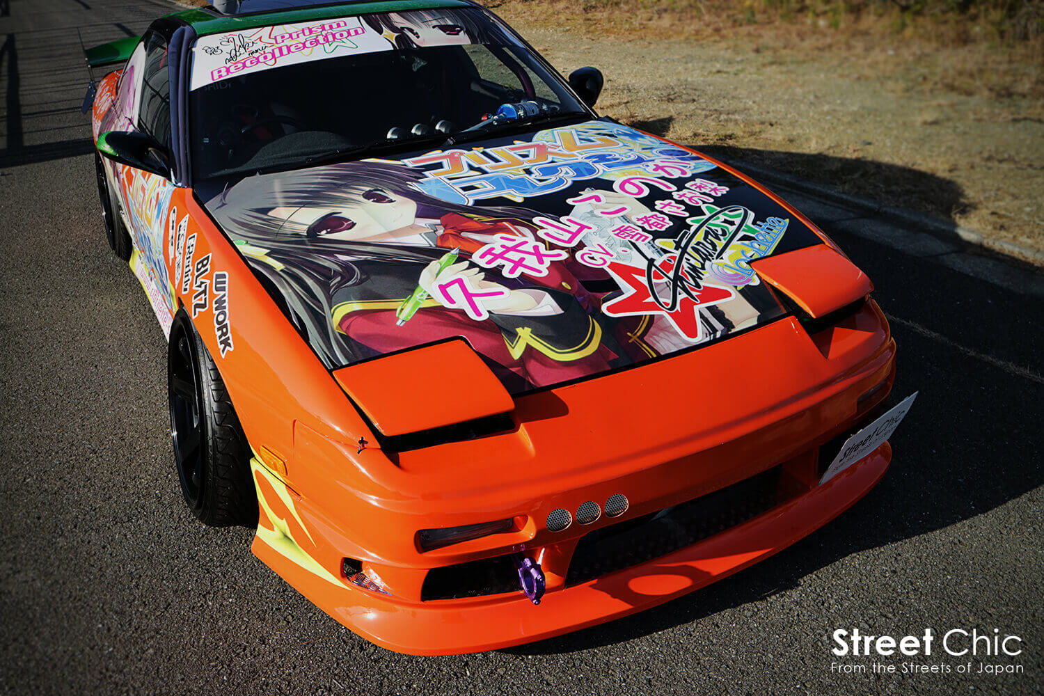 Japanese Auto show-Anime has even invaded the cars in Japan | Bad at Japan